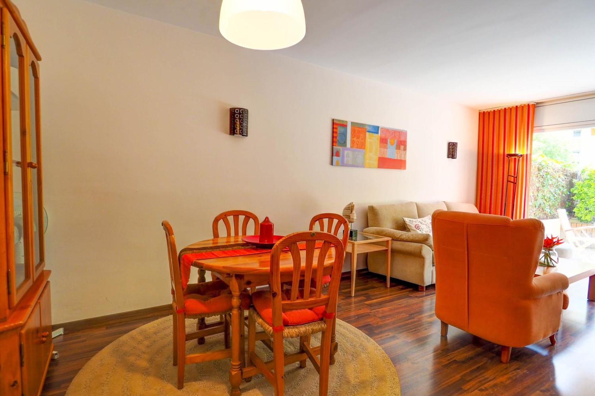 Megan Apartment By Hello Homes סיטגס מראה חיצוני תמונה